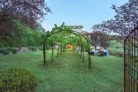 AN EXCEPTIONAL 15TH CENT RENAISSANCE TUSCAN VILLA ON THE FIRST HILLS OF FLORENCE