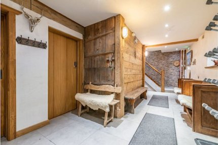 TRADITIONAL LUXURY ALPINE CHALET IN MORZINE