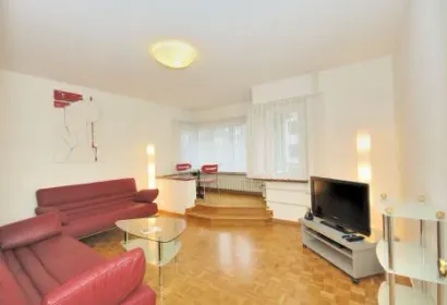 Seefeldstrasse District Serviced Apartment, Right Shore of Lake