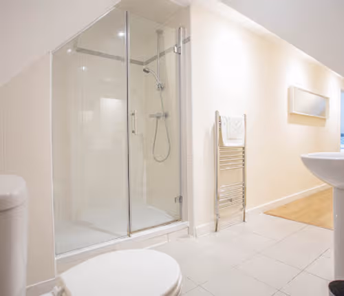 Luxury en-suite bathroom at </div>