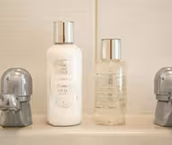 Aylesbury House with Free Parking, Super-Fast Wifi and Smart TV with Netflix by Yoko Property