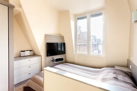 Rue Milne Edwards Serviced Apartment