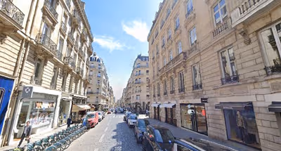 LARGE CHAMPS ELYSEES APARTMENT- SLEEPS 13 - RUE FRANCOIS