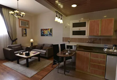 Umar bin Abdul Azizi Street Apartments