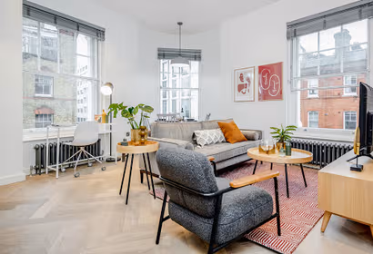 Newman Street Apartment in Fitzrovia