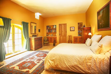 A Beautifully Restored Family Villa in Avignon