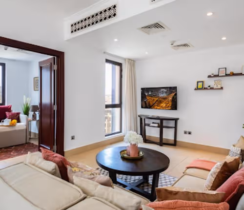 Burj Khalifa Boulevard Street Serviced Apartment