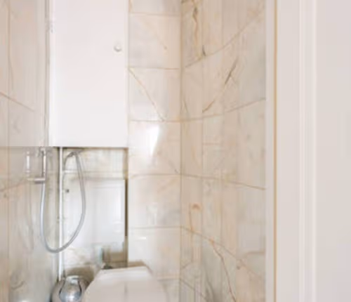 2 Bedroom Apartment Porte Maillot Av. Stéphane Mallarmé