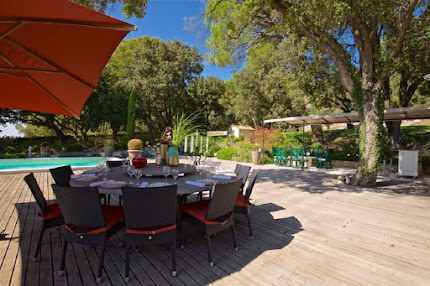 A Luxury Retreat in the Provence des Alpilles