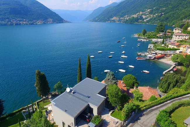 ULTRA MODERN LUXURY RETREAT ON THE FIRST LINE OF LAKE COMO!