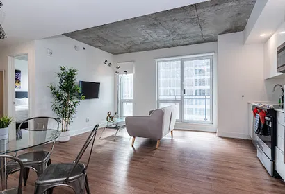 Upscale 1BR Fitness Center Downtown Montreal Balcony