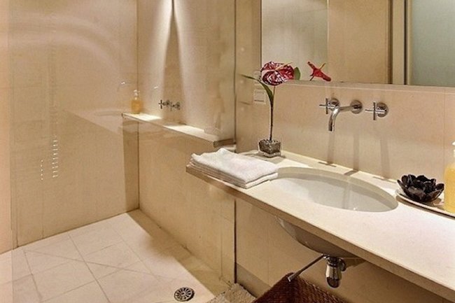 AN EPITOME OF TRUE LUXURY 330M2 MONTORGUEIL