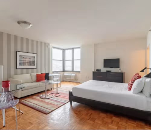 Christopher Columbus Driver Serviced Apartment