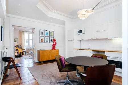Comfy living area at Pinot Grigio Serviced Apartment, Bastille