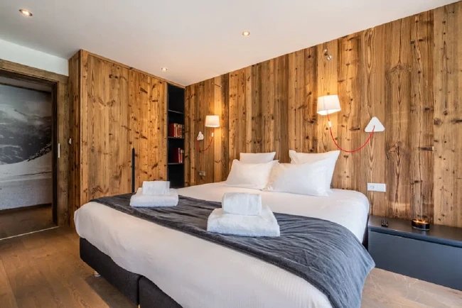 A PICTURE PERFECT ALPINE CHALET WITH UNIQUE INTERIOR IN MORZINE