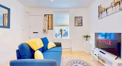 living space at Charming 2 Bed Victorian Terrace