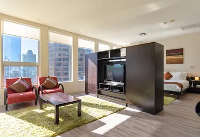TenTen Wilshire Street Service Apartments