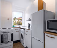 Bright, 2 Bedroom West End Apartment