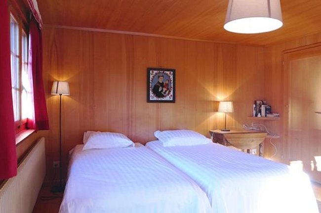 A Traditional Alpine 240 sqm Chalet in Central Gstaad