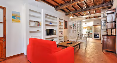 Via dei Capocci, Rome