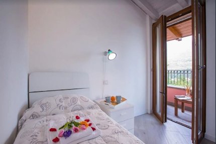 Lap up Some Menaggio fun and Lake Como Relaxation in This Luxury Family Villa!