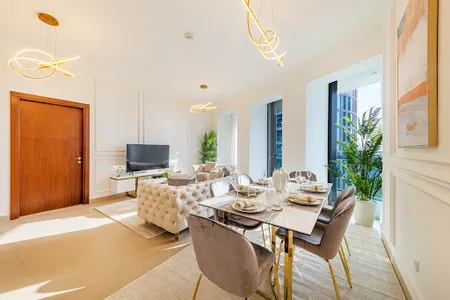 Elegant 2 BR In Downtown Dubai