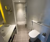 Studio Overlooking The Canal In Business Bay