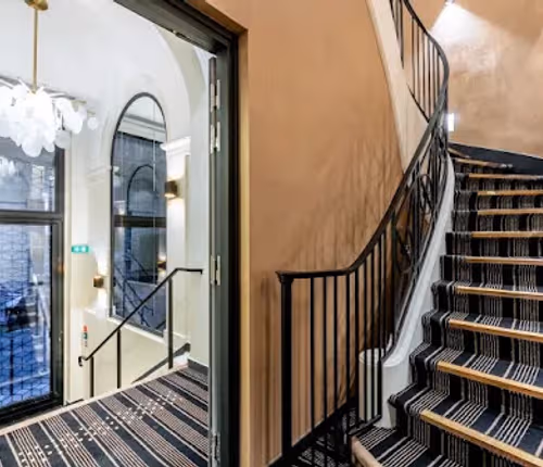 One bedroom apartment in the heart of the 16th