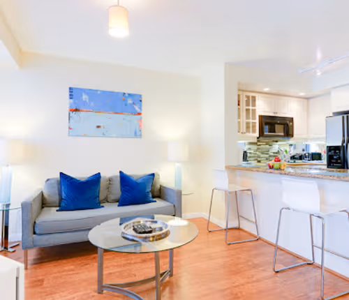 The College Studio At Simcoe St Apartment