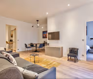 UBER LUXURY IN CHAMPS ELYSEES