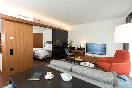 La Rôtisserie Serviced  Apartment