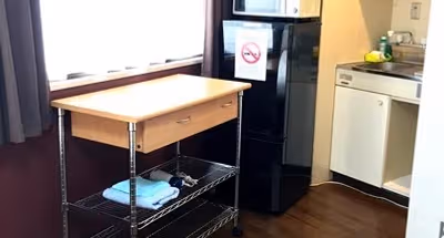 Simplistic living area in Roppongi 5-Chome Apartments