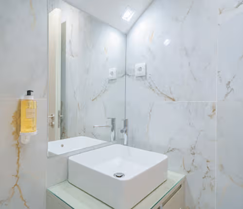 Bathroom at Matosinhos Ocean Flat IV
