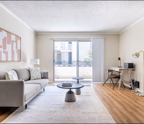 W Manchester Ave Serviced Apartments