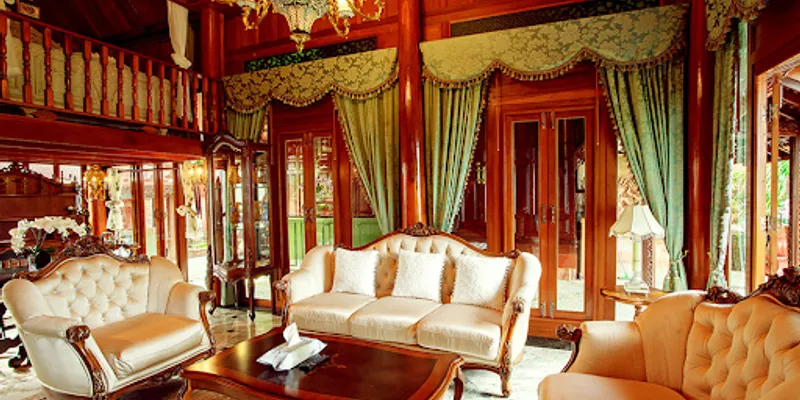 Royal Villa in Rawai-IV