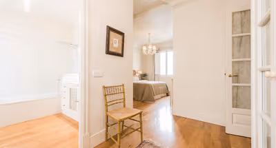 Extra space at Splendom Housing Lagasca Crown