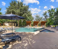 Samuels Ave Apartment