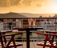 Escala Hotel & Suites IV