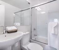 Pine Street Apartment