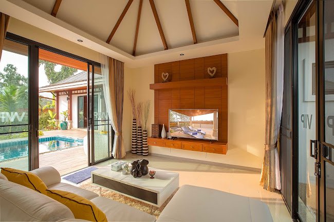 Charming Villa In Rawai Beach
