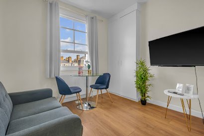 Euston Apartments by MySquare