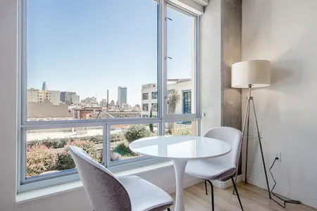 Sutter Street Apartment