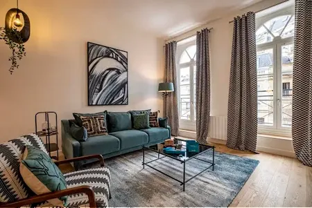 SUPER STYLISH PIED A TERRE ON RUE TURRENE
