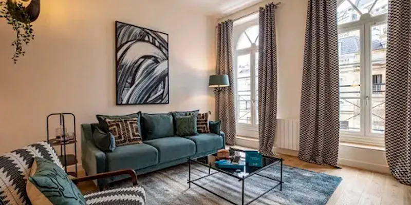 SUPER STYLISH PIED A TERRE ON RUE TURRENE