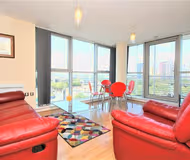 Stratford 4-bedroom apartment