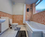 3 Bedroom Luxury House on Marroway Street