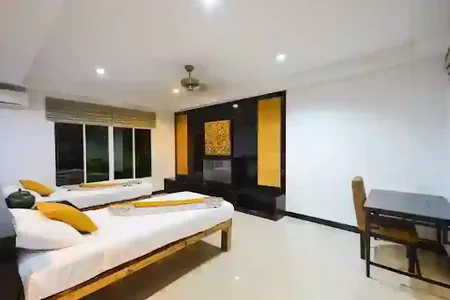 Peaceful Villa In Thalang