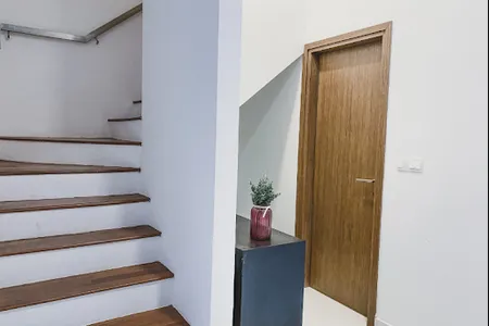 Nathan Holland serviced apartment