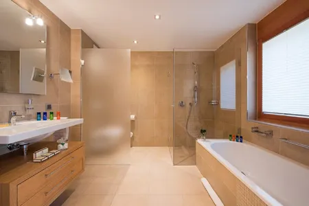 A 10 Bedroom Grand Chalet in Matterhorn Capital