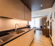 Fully equipped kitchen at Darwin Studio